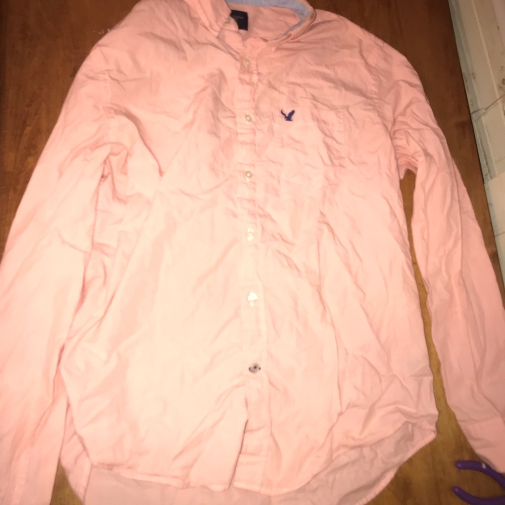 Peach American eagle button up